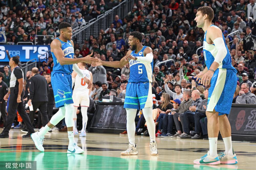 伴随着炎炎 伴随着炎炎